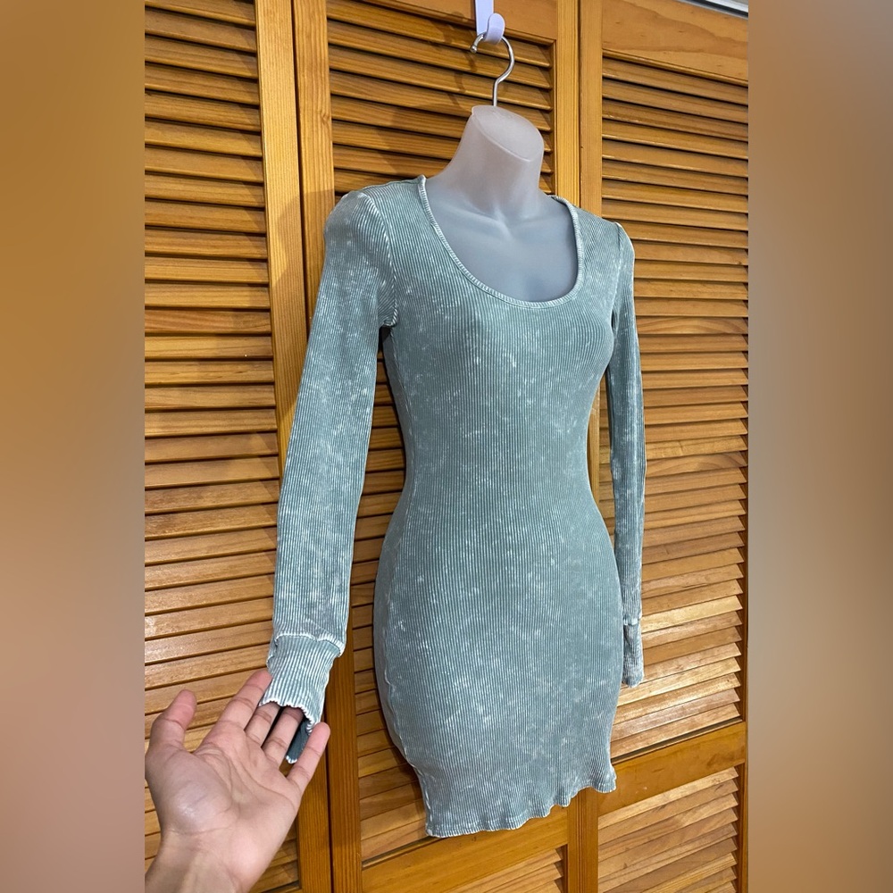 Bodycon dress by Forever 21